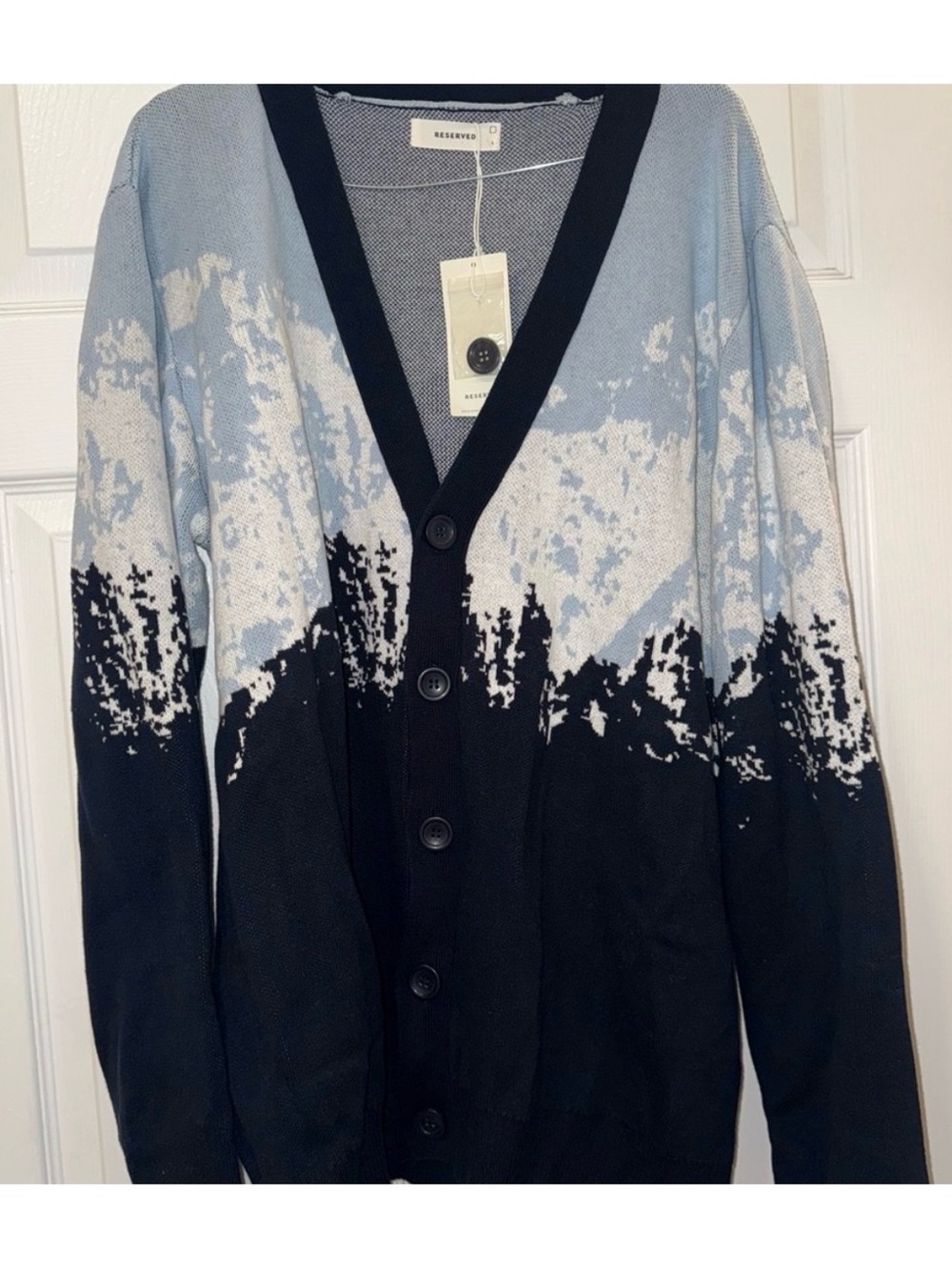 Reserved Men's Black and Light Blue Mountain-Pattern Cardigan